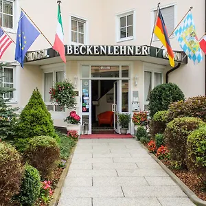 Boutique Beckenlehner Отель Унтерхахинг